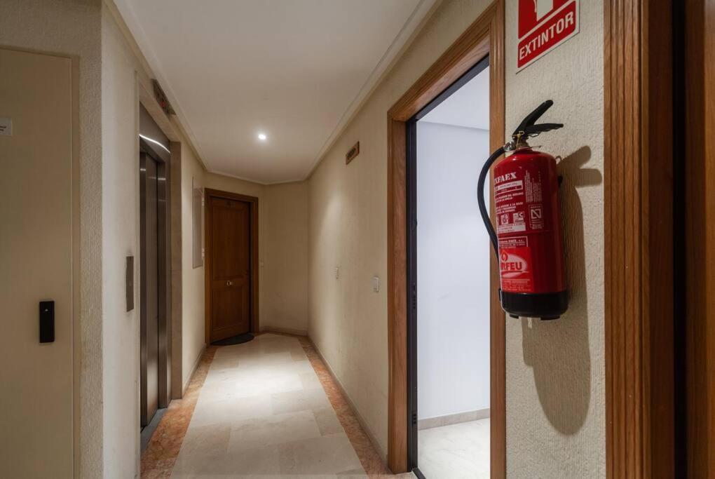 Apartment Artes Y Ciencias + Garaje + Netflix Valencia